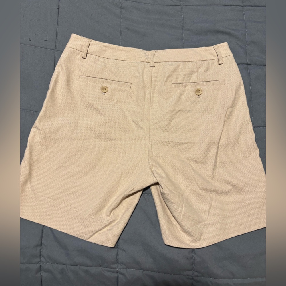 PEACE OF CLOTH Khaki Cream Bermuda Shorts Womens Size 4 - Picture 4 of 5